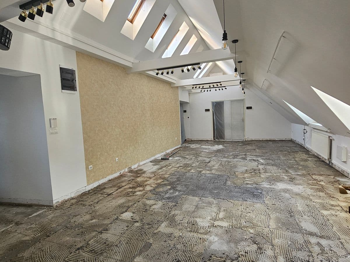 Belső tér kialakítás folyamatban