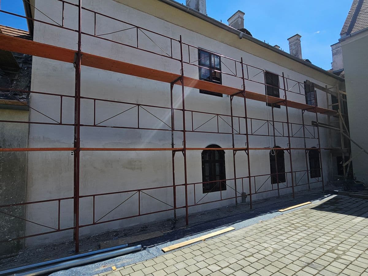 Épület felújítás